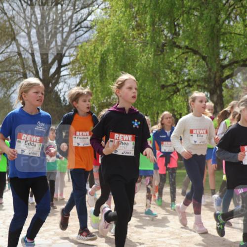 25.04.2026 - Das Zehntel Zöllner http://msf.ph/oto/9661235 25.04.2026 11:44:35 Laufen 12300, 1747, 10488, 11748, 11763 meine-sportfotos.de