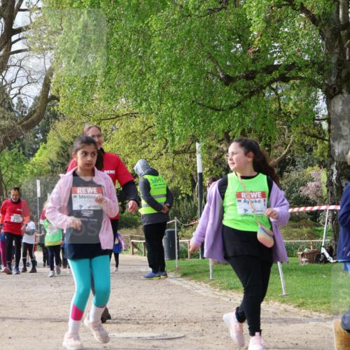 25.04.2026 - Das Zehntel Zöllner http://msf.ph/oto/9661237 25.04.2026 07:51:19 Laufen 1120, 218 meine-sportfotos.de