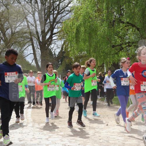 25.04.2026 - Das Zehntel Zöllner http://msf.ph/oto/9661280 25.04.2026 11:44:36 Laufen 10211, 10149, 11233 meine-sportfotos.de