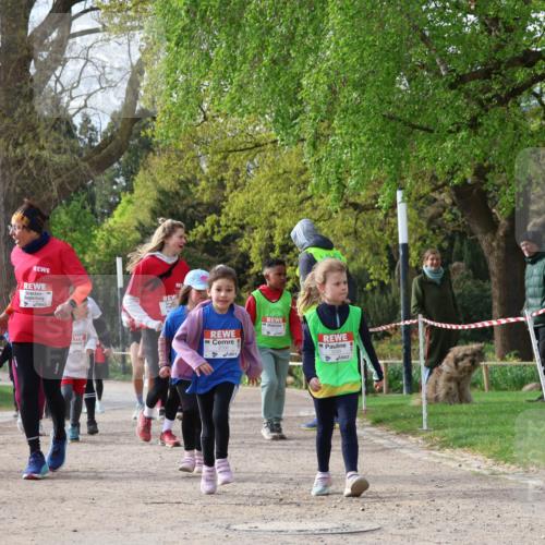 25.04.2026 - Das Zehntel Zöllner http://msf.ph/oto/9661345 25.04.2026 07:51:26 Laufen  meine-sportfotos.de