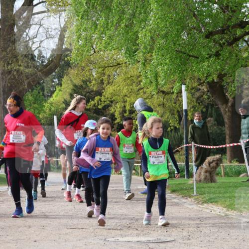 25.04.2026 - Das Zehntel Zöllner http://msf.ph/oto/9661348 25.04.2026 07:51:26 Laufen  meine-sportfotos.de