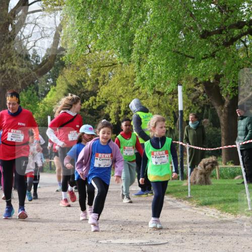 25.04.2026 - Das Zehntel Zöllner http://msf.ph/oto/9661354 25.04.2026 07:51:27 Laufen  meine-sportfotos.de