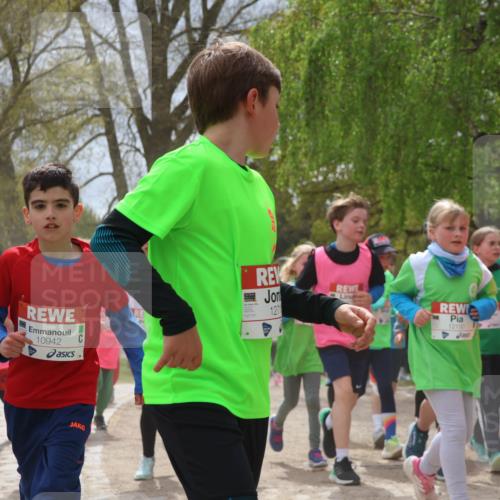 25.04.2026 - Das Zehntel Zöllner http://msf.ph/oto/9661361 25.04.2026 11:44:38 Laufen 10942, 127, 12130 meine-sportfotos.de