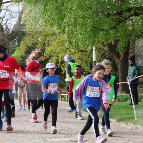 25.04.2026 - Das Zehntel Zöllner http://msf.ph/oto/9661378 25.04.2026 07:51:27 Laufen 2109, 2096 meine-sportfotos.de
