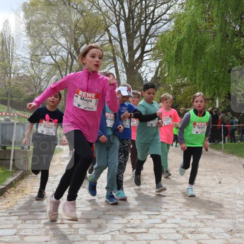 25.04.2026 - Das Zehntel Zöllner http://msf.ph/oto/9661406 25.04.2026 11:44:40 Laufen 10284, 10295, 11952 meine-sportfotos.de