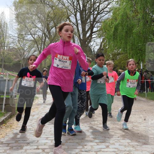 25.04.2026 - Das Zehntel Zöllner http://msf.ph/oto/9661409 25.04.2026 11:44:40 Laufen 10284, 10295 meine-sportfotos.de