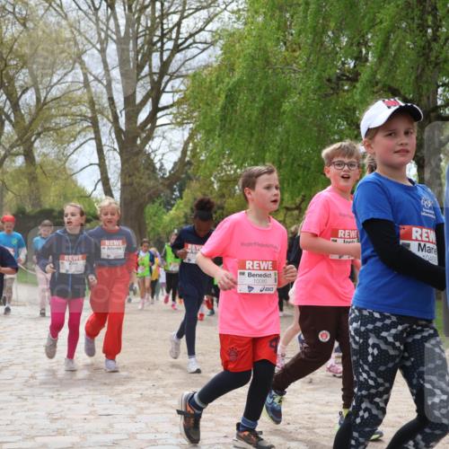 25.04.2026 - Das Zehntel Zöllner http://msf.ph/oto/9661442 25.04.2026 11:44:42 Laufen 10080, 10468 meine-sportfotos.de
