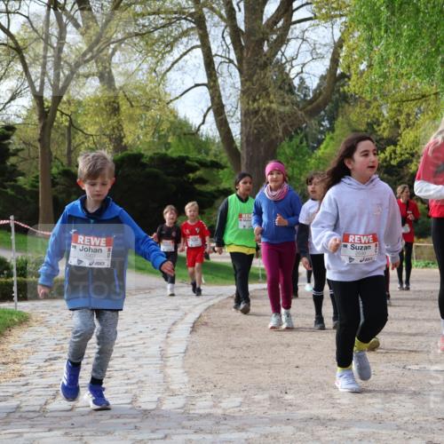 25.04.2026 - Das Zehntel Zöllner http://msf.ph/oto/9661447 25.04.2026 07:51:30 Laufen 3907 meine-sportfotos.de