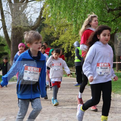25.04.2026 - Das Zehntel Zöllner http://msf.ph/oto/9661468 25.04.2026 07:51:31 Laufen 3907, 2590 meine-sportfotos.de