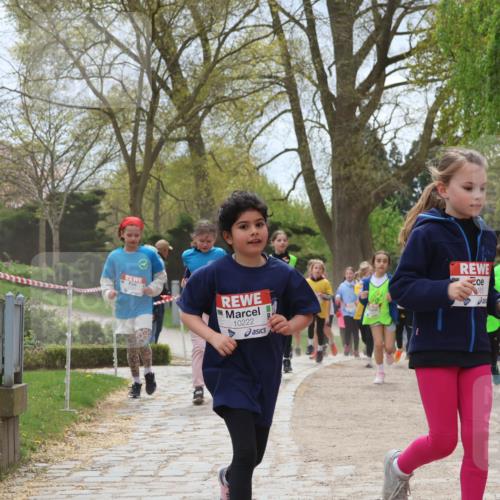25.04.2026 - Das Zehntel Zöllner http://msf.ph/oto/9661472 25.04.2026 11:44:43 Laufen 10222, 165, 10226 meine-sportfotos.de