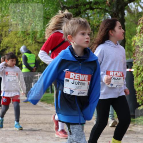 25.04.2026 - Das Zehntel Zöllner http://msf.ph/oto/9661480 25.04.2026 07:51:31 Laufen 3907, 2590 meine-sportfotos.de