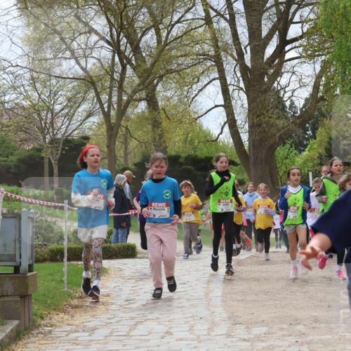 25.04.2026 - Das Zehntel Zöllner http://msf.ph/oto/9661499 25.04.2026 11:44:44 Laufen 10222 meine-sportfotos.de