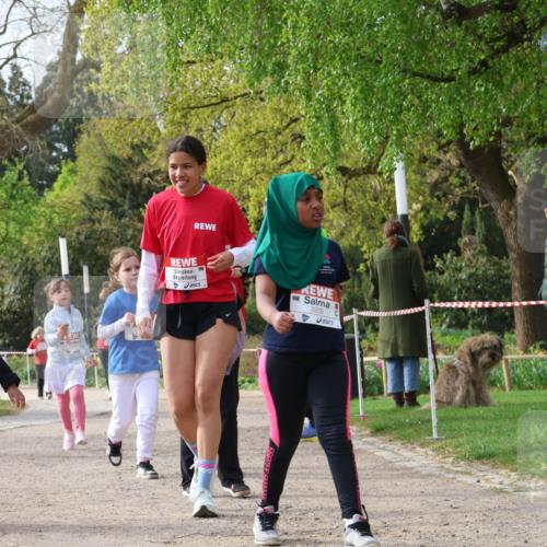 25.04.2026 - Das Zehntel Zöllner http://msf.ph/oto/9661594 25.04.2026 07:51:36 Laufen 2209, 131 meine-sportfotos.de