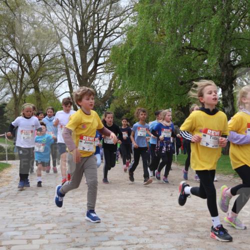 25.04.2026 - Das Zehntel Zöllner http://msf.ph/oto/9661640 25.04.2026 11:44:49 Laufen 11824 meine-sportfotos.de