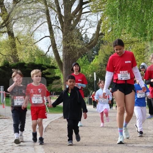 25.04.2026 - Das Zehntel Zöllner http://msf.ph/oto/9661642 25.04.2026 07:51:38 Laufen 370, 1776, 1775, 1651 meine-sportfotos.de