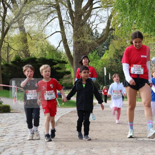 25.04.2026 - Das Zehntel Zöllner http://msf.ph/oto/9661645 25.04.2026 07:51:38 Laufen 310, 1776, 1775 meine-sportfotos.de