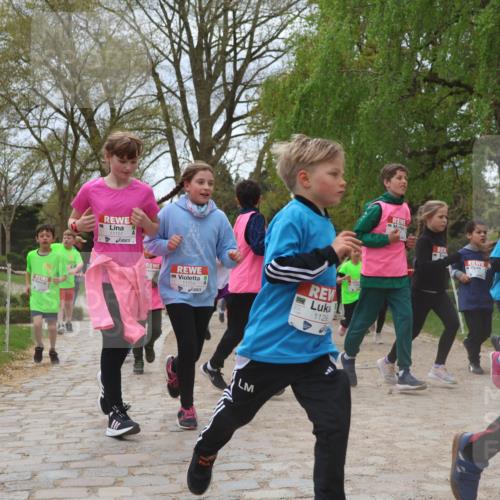 25.04.2026 - Das Zehntel Zöllner http://msf.ph/oto/9661673 25.04.2026 11:44:51 Laufen 11151, 1129 meine-sportfotos.de