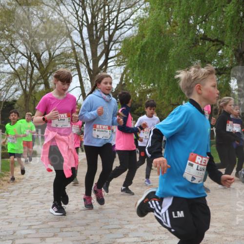 25.04.2026 - Das Zehntel Zöllner http://msf.ph/oto/9661679 25.04.2026 11:44:51 Laufen 11151, 11159, 1125 meine-sportfotos.de