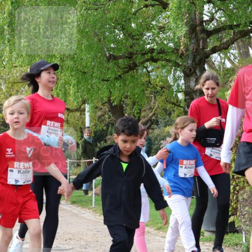 25.04.2026 - Das Zehntel Zöllner http://msf.ph/oto/9661699 25.04.2026 07:51:41 Laufen 1776, 1775, 651 meine-sportfotos.de