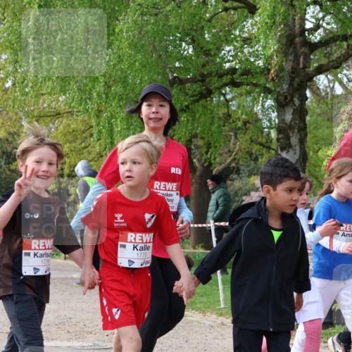 25.04.2026 - Das Zehntel Zöllner http://msf.ph/oto/9661708 25.04.2026 07:51:41 Laufen 1776, 1775, 2092 meine-sportfotos.de