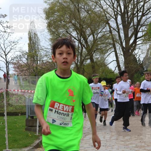 25.04.2026 - Das Zehntel Zöllner http://msf.ph/oto/9661760 25.04.2026 11:44:54 Laufen 12660 meine-sportfotos.de