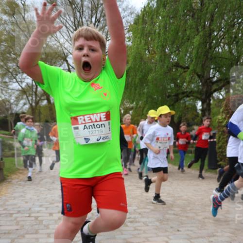 25.04.2026 - Das Zehntel Zöllner http://msf.ph/oto/9661811 25.04.2026 11:44:57 Laufen 12719 meine-sportfotos.de