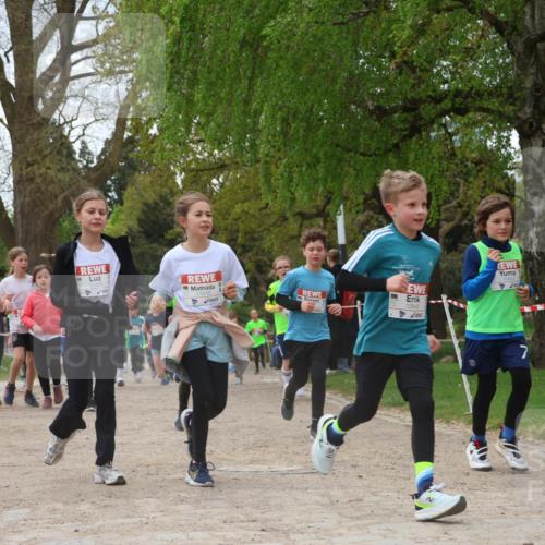 25.04.2026 - Das Zehntel Zöllner http://msf.ph/oto/9661940 25.04.2026 11:45:02 Laufen 12841, 11489, 11510, 12848, 7 meine-sportfotos.de