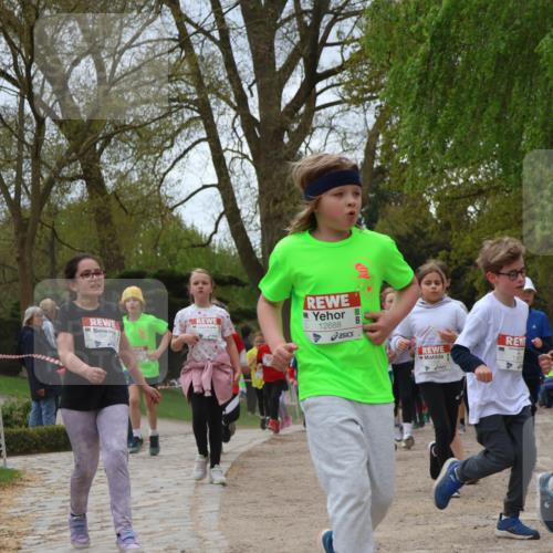 25.04.2026 - Das Zehntel Zöllner http://msf.ph/oto/9661991 25.04.2026 11:45:04 Laufen 12688 meine-sportfotos.de