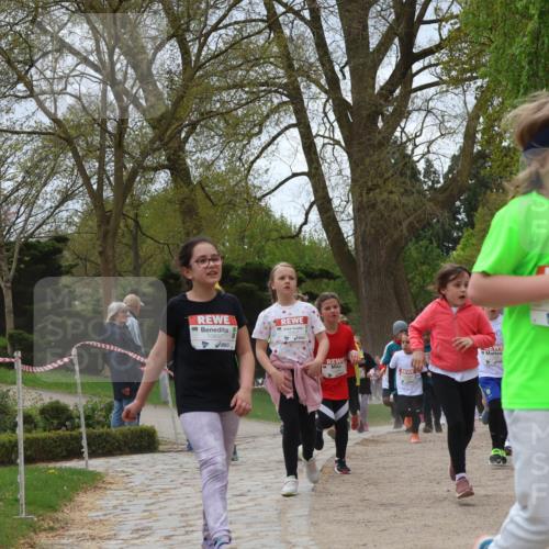 25.04.2026 - Das Zehntel Zöllner http://msf.ph/oto/9661997 25.04.2026 11:45:04 Laufen 10697, 12688 meine-sportfotos.de