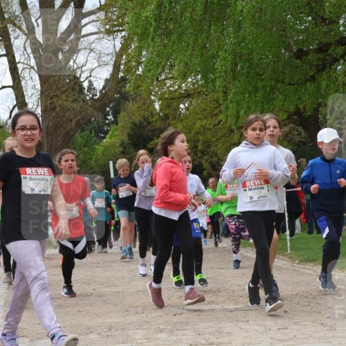 25.04.2026 - Das Zehntel Zöllner http://msf.ph/oto/9662024 25.04.2026 11:45:05 Laufen 10697, 8, 0954, 10, 11428 meine-sportfotos.de