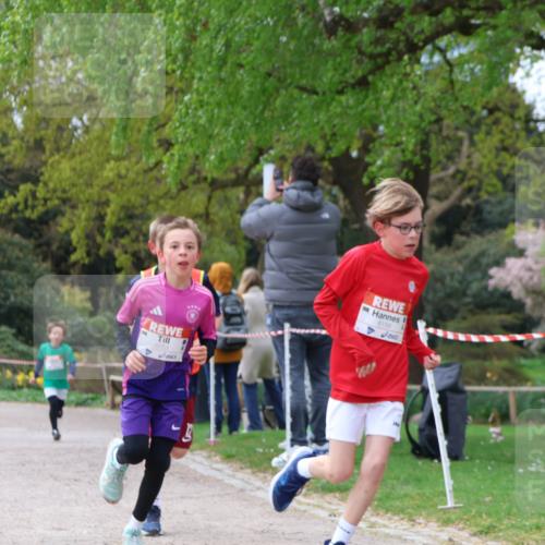 25.04.2026 - Das Zehntel Zöllner http://msf.ph/oto/9662080 25.04.2026 09:37:57 Laufen 6753, 6158 meine-sportfotos.de