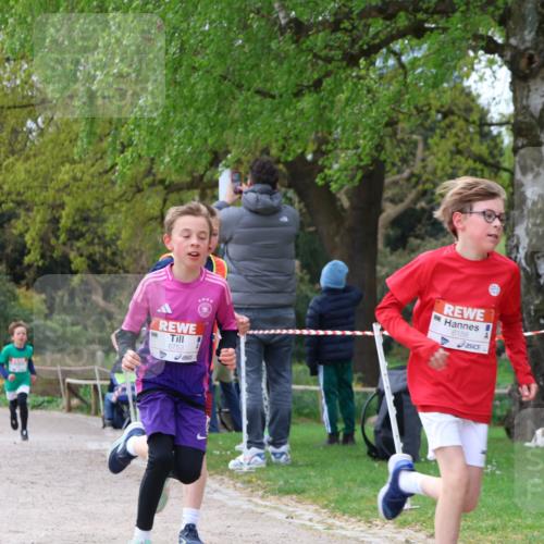 25.04.2026 - Das Zehntel Zöllner http://msf.ph/oto/9662089 25.04.2026 09:37:58 Laufen 6753, 6158 meine-sportfotos.de