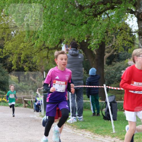 25.04.2026 - Das Zehntel Zöllner http://msf.ph/oto/9662092 25.04.2026 09:37:58 Laufen 8758 meine-sportfotos.de
