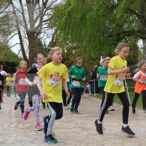 25.04.2026 - Das Zehntel Zöllner http://msf.ph/oto/9662153 25.04.2026 11:45:11 Laufen 11710, 10656, 11711 meine-sportfotos.de