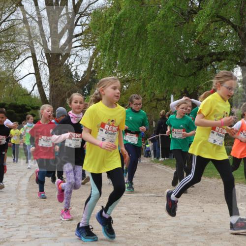 25.04.2026 - Das Zehntel Zöllner http://msf.ph/oto/9662156 25.04.2026 11:45:11 Laufen 11710, 11711 meine-sportfotos.de