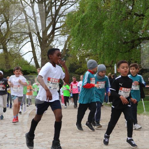 25.04.2026 - Das Zehntel Zöllner http://msf.ph/oto/9662231 25.04.2026 11:45:13 Laufen 10326, 10332, 12623 meine-sportfotos.de