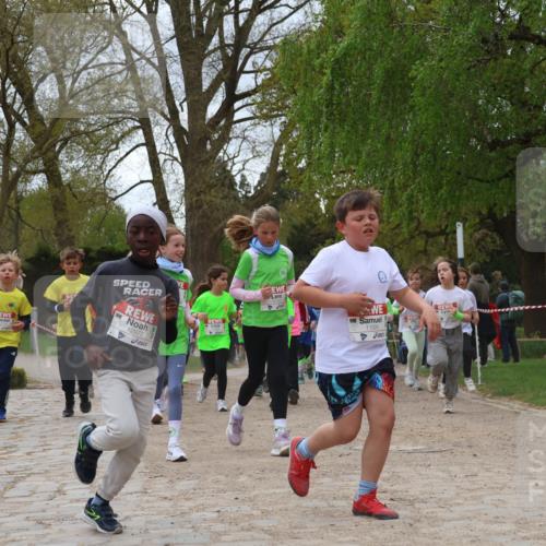 25.04.2026 - Das Zehntel Zöllner http://msf.ph/oto/9662303 25.04.2026 11:45:14 Laufen 12977, 11095 meine-sportfotos.de