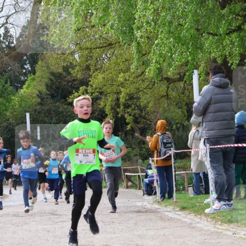 25.04.2026 - Das Zehntel Zöllner http://msf.ph/oto/9662356 25.04.2026 09:38:20 Laufen 7159 meine-sportfotos.de