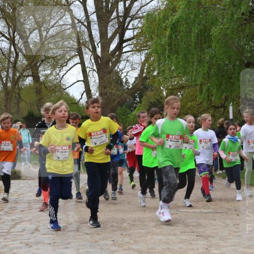 25.04.2026 - Das Zehntel Zöllner http://msf.ph/oto/9662363 25.04.2026 11:45:16 Laufen 12226, 12248, 12143 meine-sportfotos.de