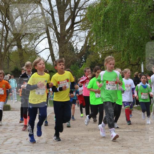 25.04.2026 - Das Zehntel Zöllner http://msf.ph/oto/9662366 25.04.2026 11:45:16 Laufen 12179 meine-sportfotos.de