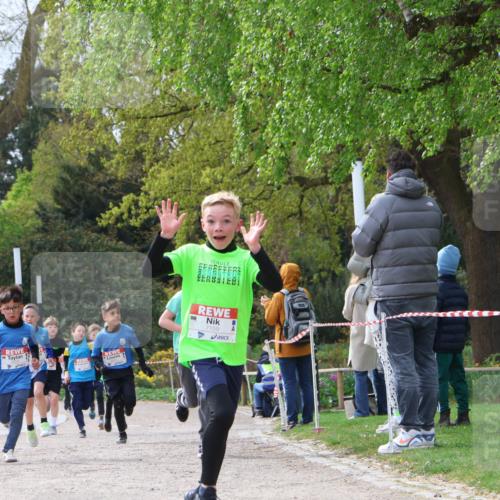 25.04.2026 - Das Zehntel Zöllner http://msf.ph/oto/9662368 25.04.2026 09:38:20 Laufen 7159 meine-sportfotos.de
