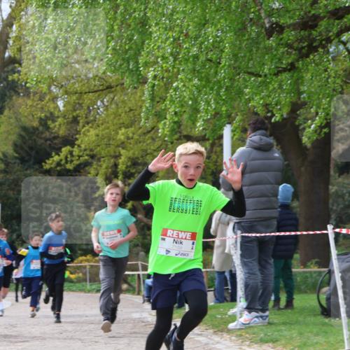 25.04.2026 - Das Zehntel Zöllner http://msf.ph/oto/9662377 25.04.2026 09:38:21 Laufen 7159 meine-sportfotos.de