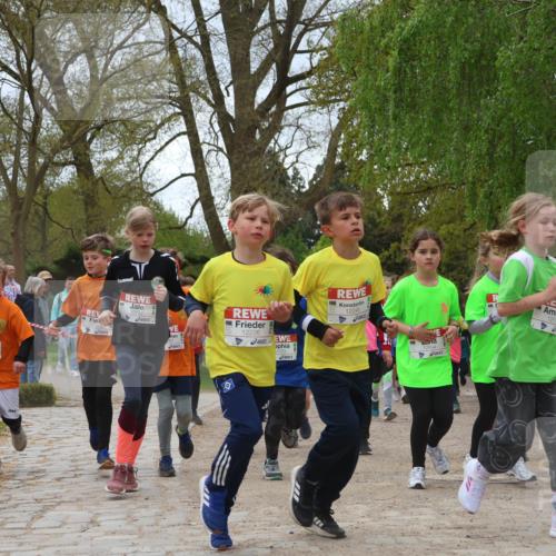 25.04.2026 - Das Zehntel Zöllner http://msf.ph/oto/9662381 25.04.2026 11:45:16 Laufen 10132, 12226, 0123, 12248 meine-sportfotos.de
