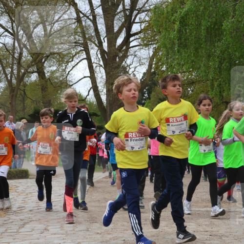 25.04.2026 - Das Zehntel Zöllner http://msf.ph/oto/9662387 25.04.2026 11:45:17 Laufen 10132, 12226, 12248, 12179 meine-sportfotos.de