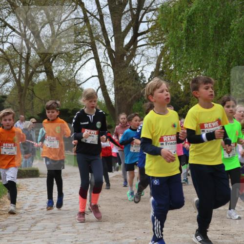 25.04.2026 - Das Zehntel Zöllner http://msf.ph/oto/9662393 25.04.2026 11:45:17 Laufen 10132, 12228, 12179 meine-sportfotos.de