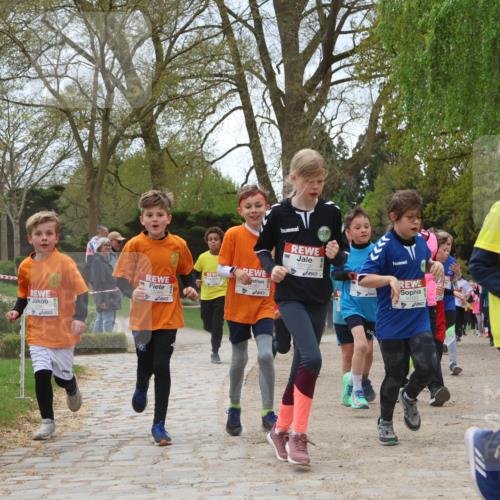 25.04.2026 - Das Zehntel Zöllner http://msf.ph/oto/9662402 25.04.2026 11:45:17 Laufen 10132, 10123, 12226 meine-sportfotos.de
