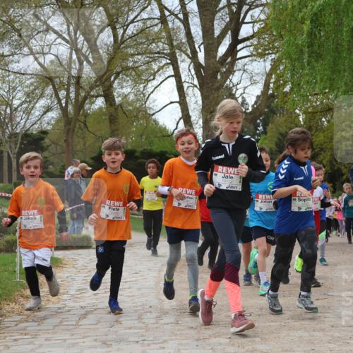 25.04.2026 - Das Zehntel Zöllner http://msf.ph/oto/9662405 25.04.2026 11:45:17 Laufen 12363, 10132, 12226, 10123 meine-sportfotos.de