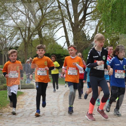 25.04.2026 - Das Zehntel Zöllner http://msf.ph/oto/9662414 25.04.2026 11:45:17 Laufen 12345, 12363, 12367, 10132, 10123, 12110 meine-sportfotos.de