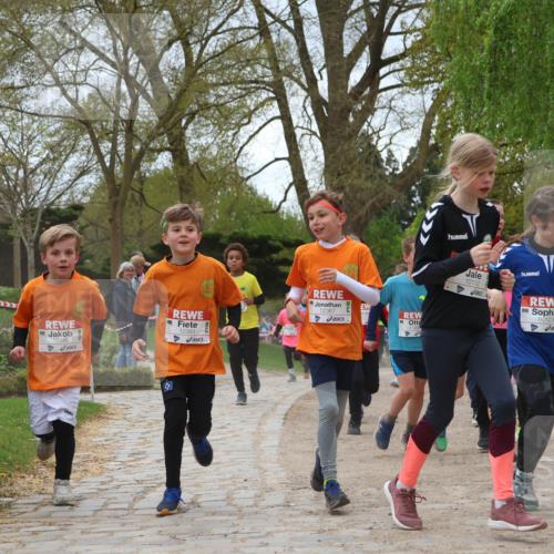 25.04.2026 - Das Zehntel Zöllner http://msf.ph/oto/9662417 25.04.2026 11:45:17 Laufen 12363, 12367, 10132, 10123, 12110 meine-sportfotos.de
