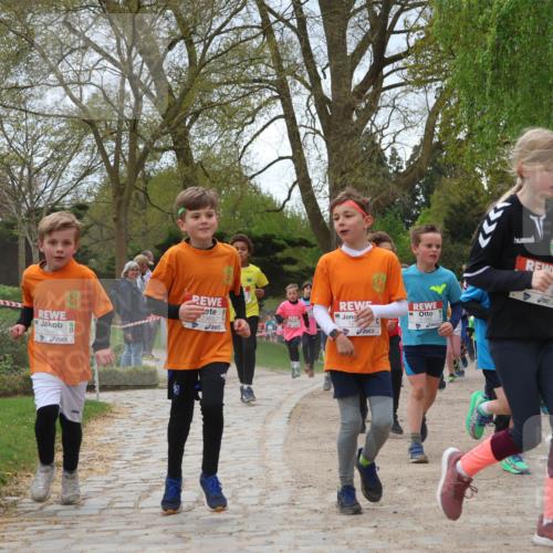 25.04.2026 - Das Zehntel Zöllner http://msf.ph/oto/9662423 25.04.2026 11:45:17 Laufen 12345, 2363, 10123, 12110 meine-sportfotos.de